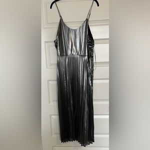 Love Fire Pewter Silver Pleated Foil Spaghetti Strap Midi Dress XL